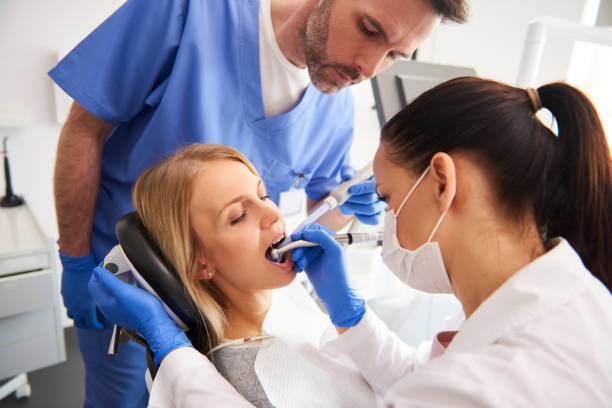 Best Tooth Extraction  in Roberta, GA